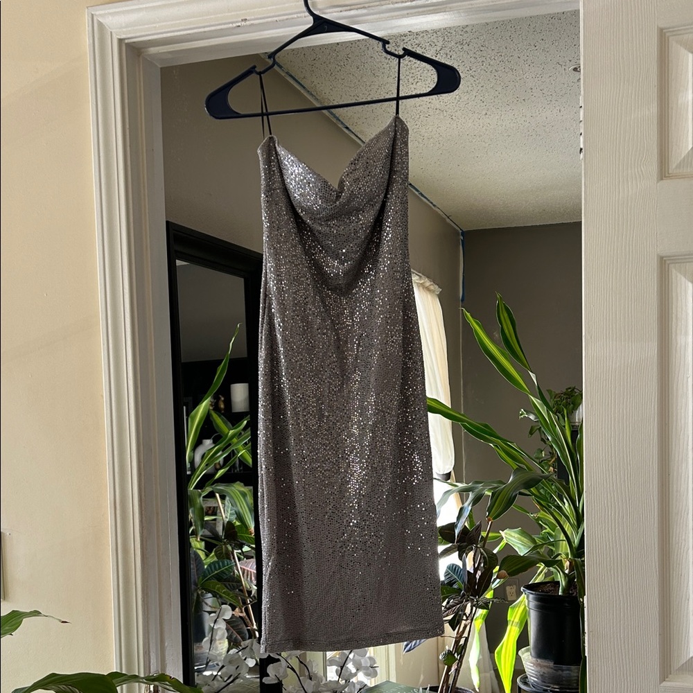 Lovely Day Glittering Silver Backless Dress